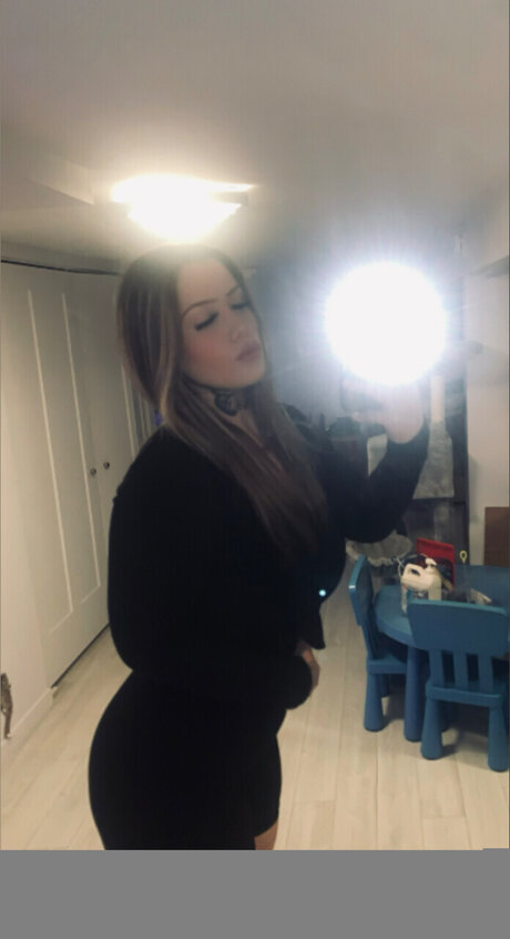 Naakte gelekte OnlyFans-foto van Cassouxxx