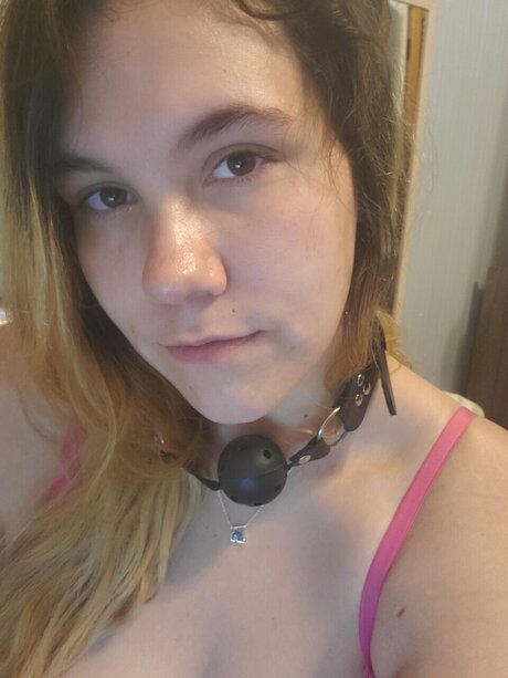 Naakte gelekte OnlyFans-foto van Good Girl Celeste Cat