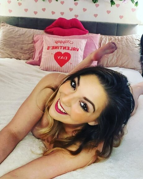 Desirerose Free