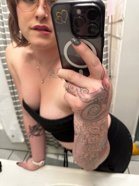 Naakte gelekte OnlyFans-foto van Gracie 