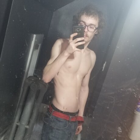 Naakte gelekte OnlyFans-foto van Alex724