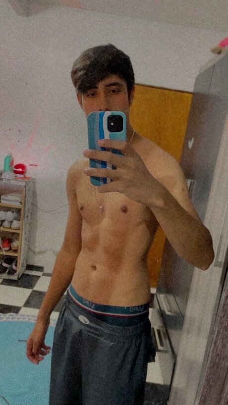 Naakte gelekte OnlyFans-foto van Jeferson Gonzaga