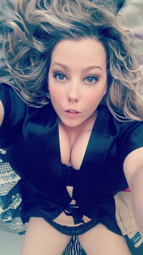Naakte gelekte OnlyFans-foto van Beauty4agent