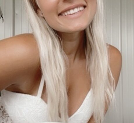 Naakte gelekte OnlyFans-foto van Breeeeezy