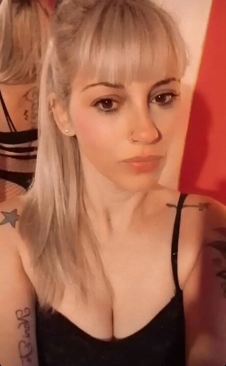 Naakte gelekte OnlyFans-foto van Sweetylove