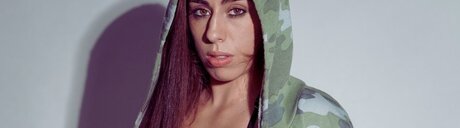 Naakte gelekte OnlyFans-foto van Danielle Pitbull