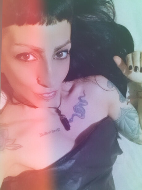Naakte gelekte OnlyFans-foto van 