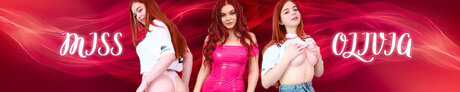 Naakte gelekte OnlyFans-foto van Maggie Redhead