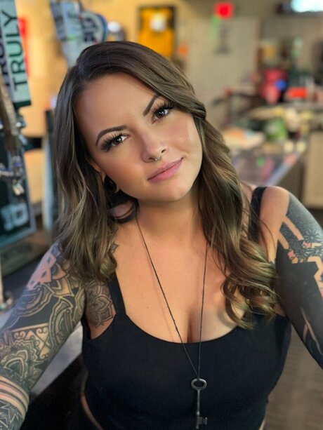 Naakte gelekte OnlyFans-foto van Amy