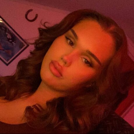 Naakte gelekte OnlyFans-foto van The Tyra Kane