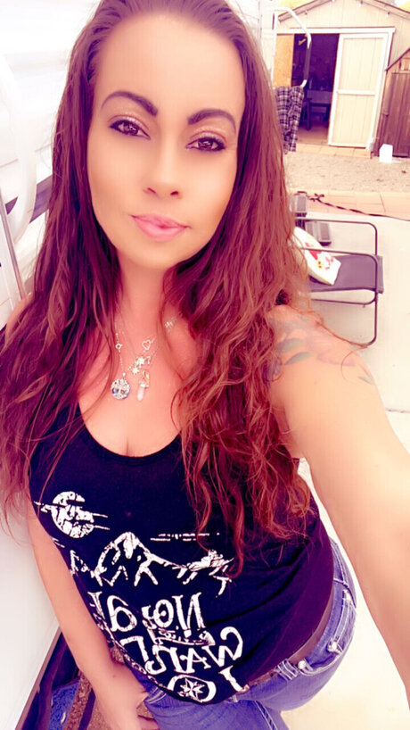 Naakte gelekte OnlyFans-foto van Gypsystar