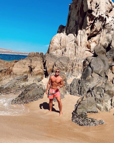 Naakte gelekte OnlyFans-foto van Ryan Archer