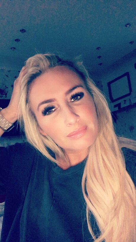 Vicki Kae