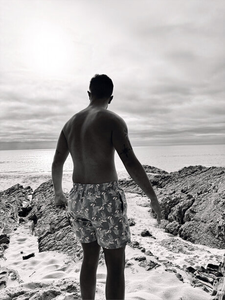 Naakte gelekte OnlyFans-foto van Eddie Torres