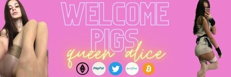 Naakte gelekte OnlyFans-foto van Queen Alice