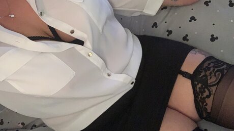 Naakte gelekte OnlyFans-foto van Leah Xx