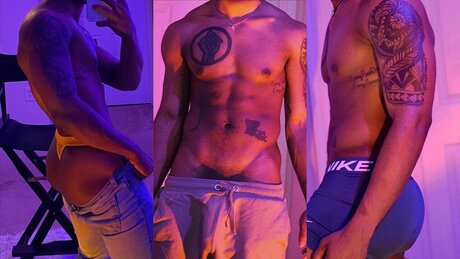 Naakte gelekte OnlyFans-foto van T