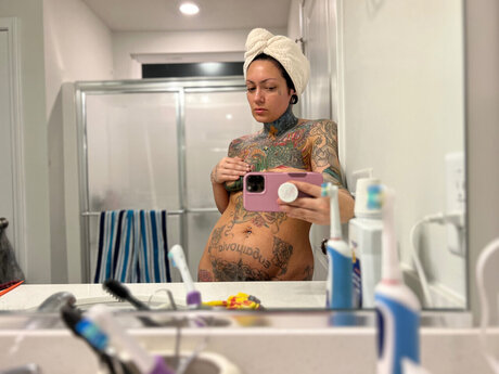Naakte gelekte OnlyFans-foto van Tabby