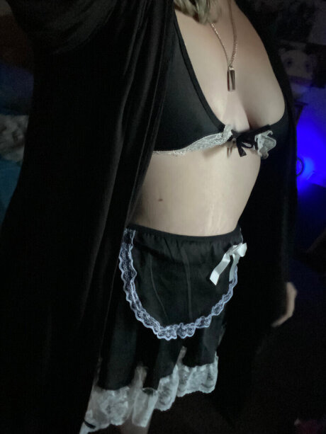 Naakte gelekte OnlyFans-foto van Xratedbabycurves