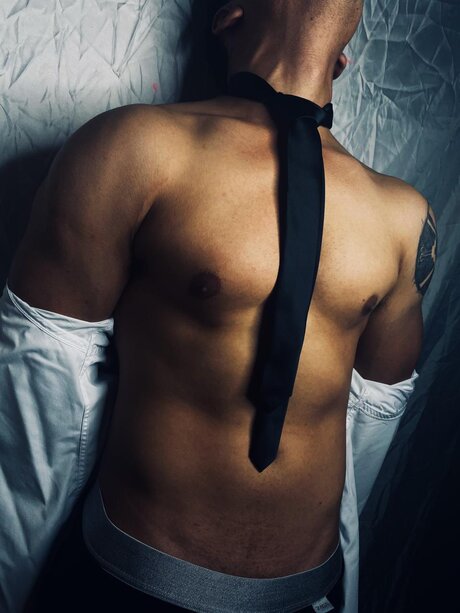 Naakte gelekte OnlyFans-foto van Poeta Perdido