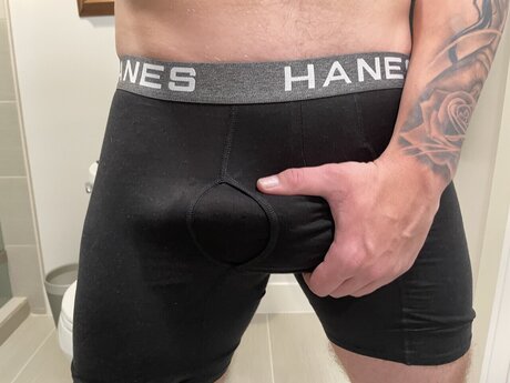 Naakte gelekte OnlyFans-foto van D 