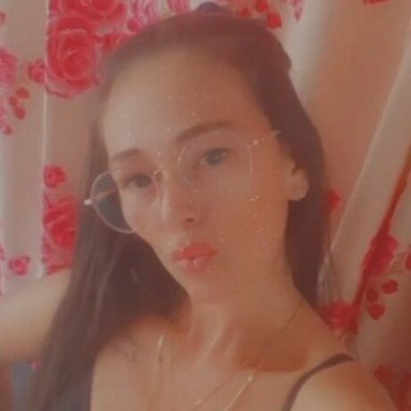 Naakte gelekte OnlyFans-foto van Lih 