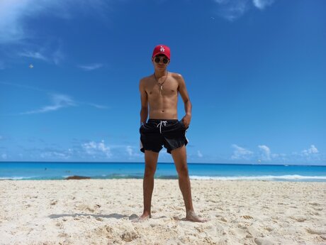 Naakte gelekte OnlyFans-foto van Diego Trevio