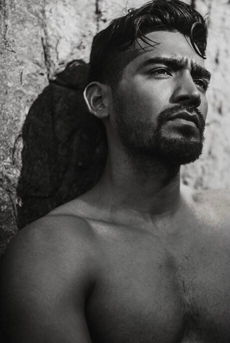 Naakte gelekte OnlyFans-foto van Giovanni Concha