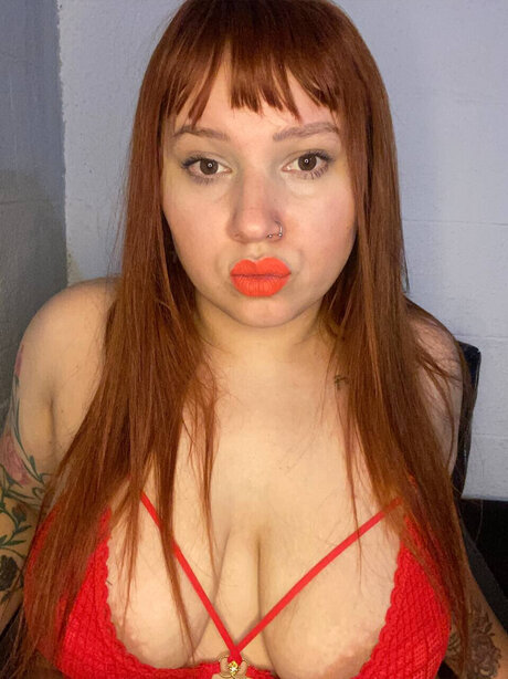 Naakte gelekte OnlyFans-foto van   