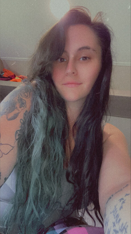 Naakte gelekte OnlyFans-foto van Kaleynichole