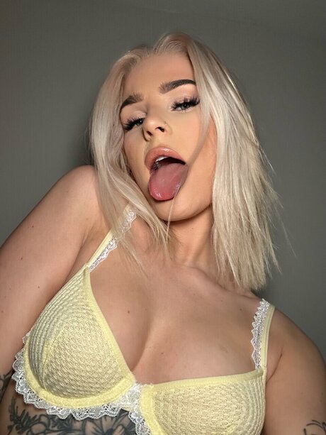Naakte gelekte OnlyFans-foto van  Maria Free