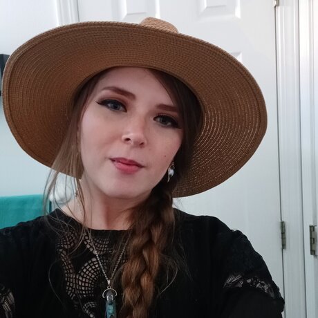 Naakte gelekte OnlyFans-foto van Leliana