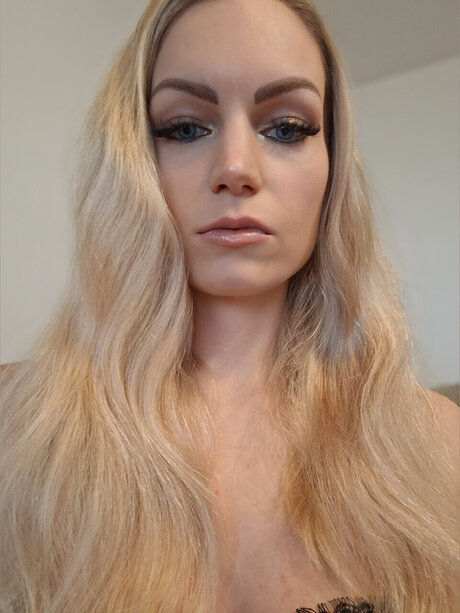 Naakte gelekte OnlyFans-foto van Axellestar66
