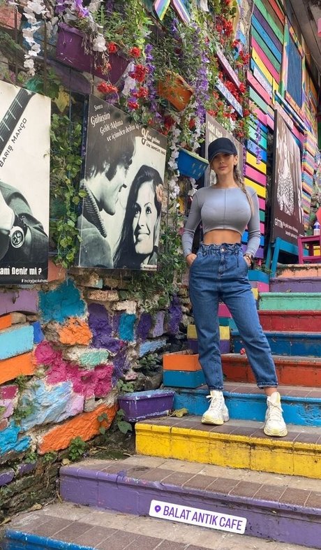 Naakte gelekte OnlyFans-foto van Gonsabella