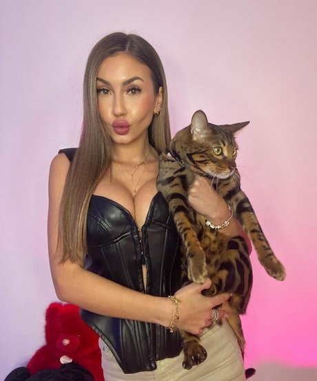 Naakte gelekte OnlyFans-foto van Gonsabella