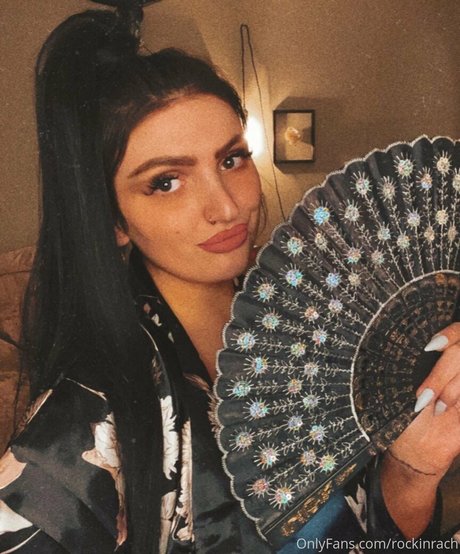 Naakte gelekte OnlyFans-foto van Rockinrach