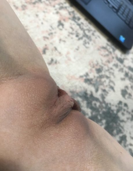 Naakte gelekte OnlyFans-foto van Caseycalvertxxx