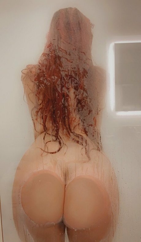 Naakte gelekte OnlyFans-foto van Spaceprincessbaby