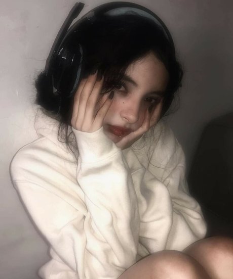 Naakte gelekte OnlyFans-foto van Jaylani Torres Bejaay