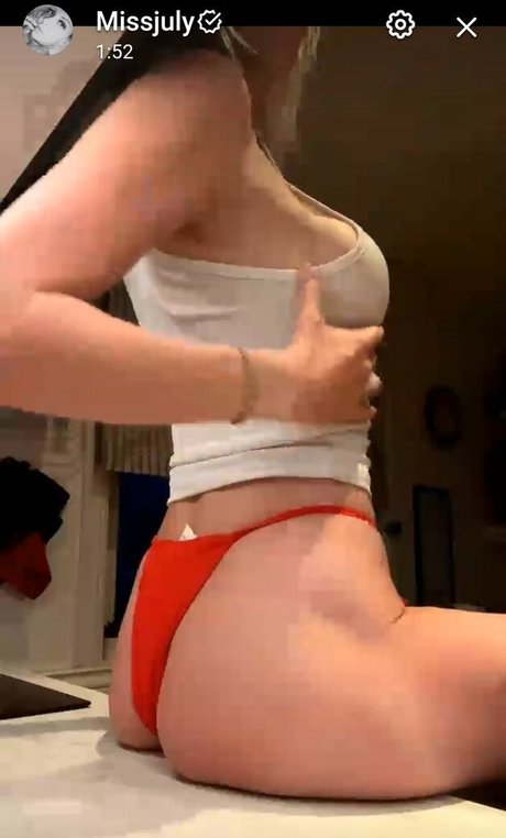 Blondymissjuly