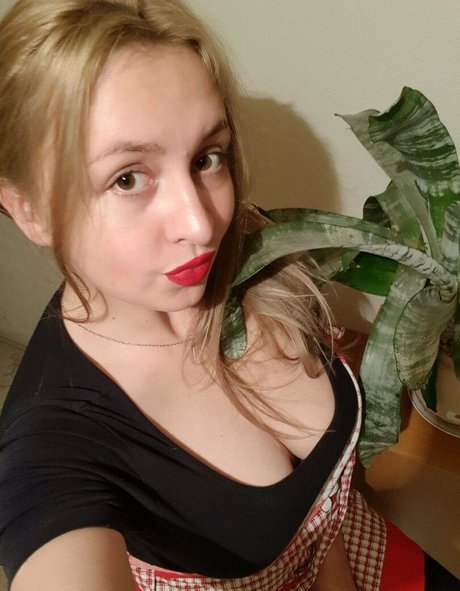 Naakte gelekte OnlyFans-foto van Annabellla