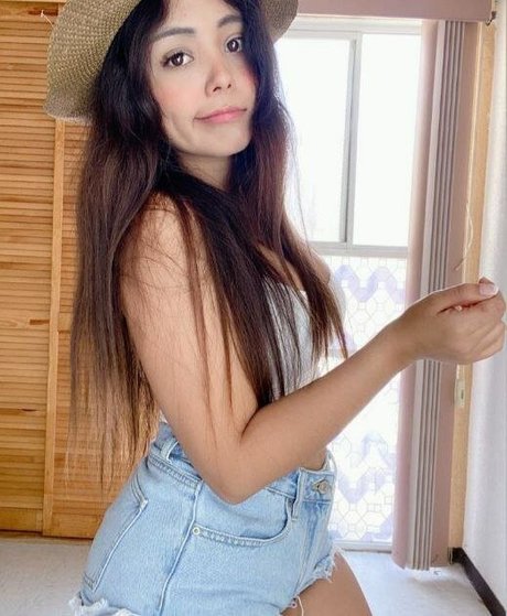 Dania Altamirano