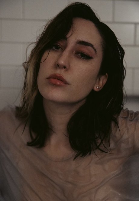 Naakte gelekte OnlyFans-foto van Elohim