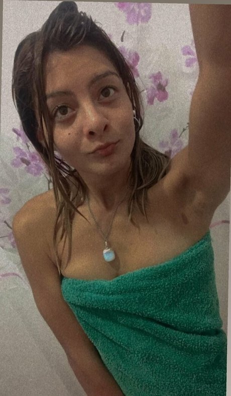 Naakte gelekte OnlyFans-foto van Juicypussyxx