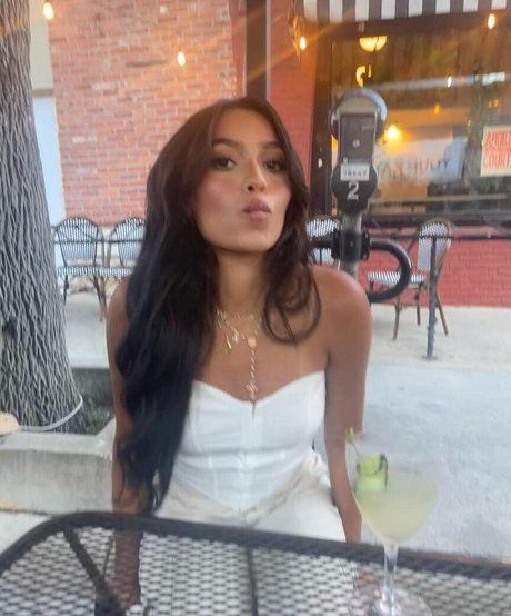 Italia Bradley
