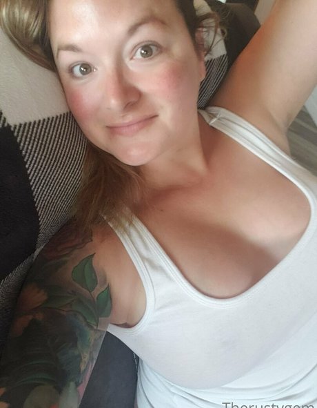 Naakte gelekte OnlyFans-foto van Therustygem