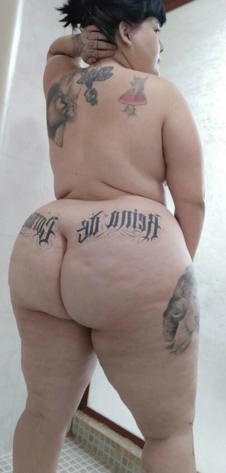 Naakte gelekte OnlyFans-foto van Andybbw