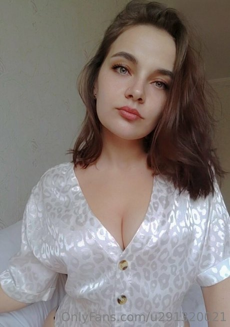 Naakte gelekte OnlyFans-foto van Merryberry