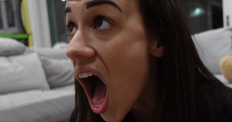 Naakte gelekte OnlyFans-foto van Colleen Ballinger