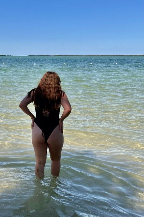 Naakte gelekte OnlyFans-foto van Greenchefgabi